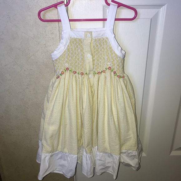 Dress - Picture 3 of 4